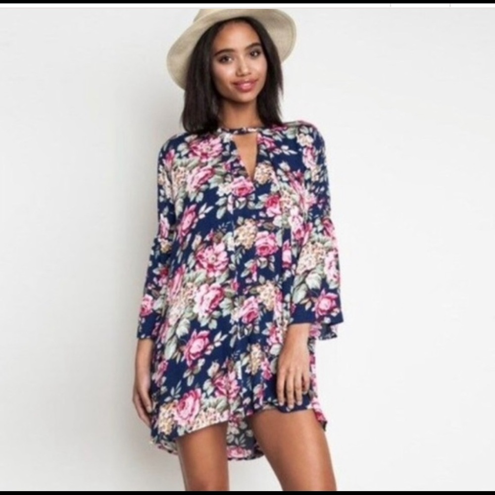 Umgee floral short dress/tunic 3/4 sleeves size Small